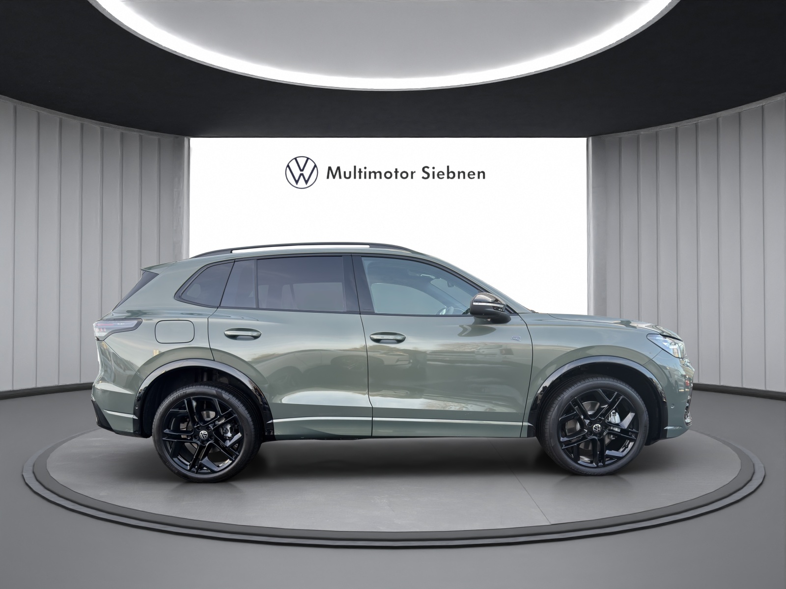 VW Tiguan 2.0 TSI DSG R-Line 4Motion-image-5