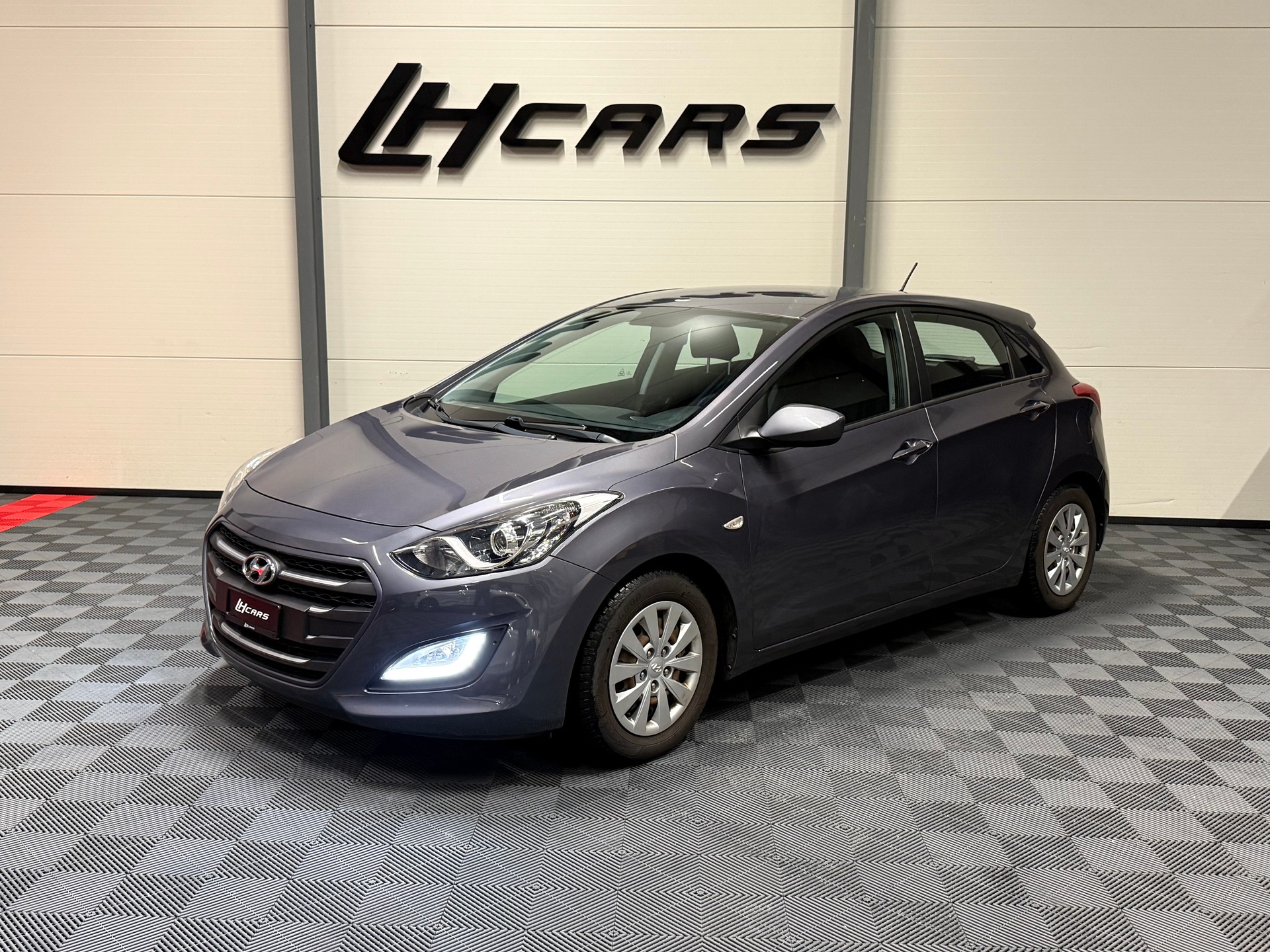 HYUNDAI i30 1.4 Pica-image-0