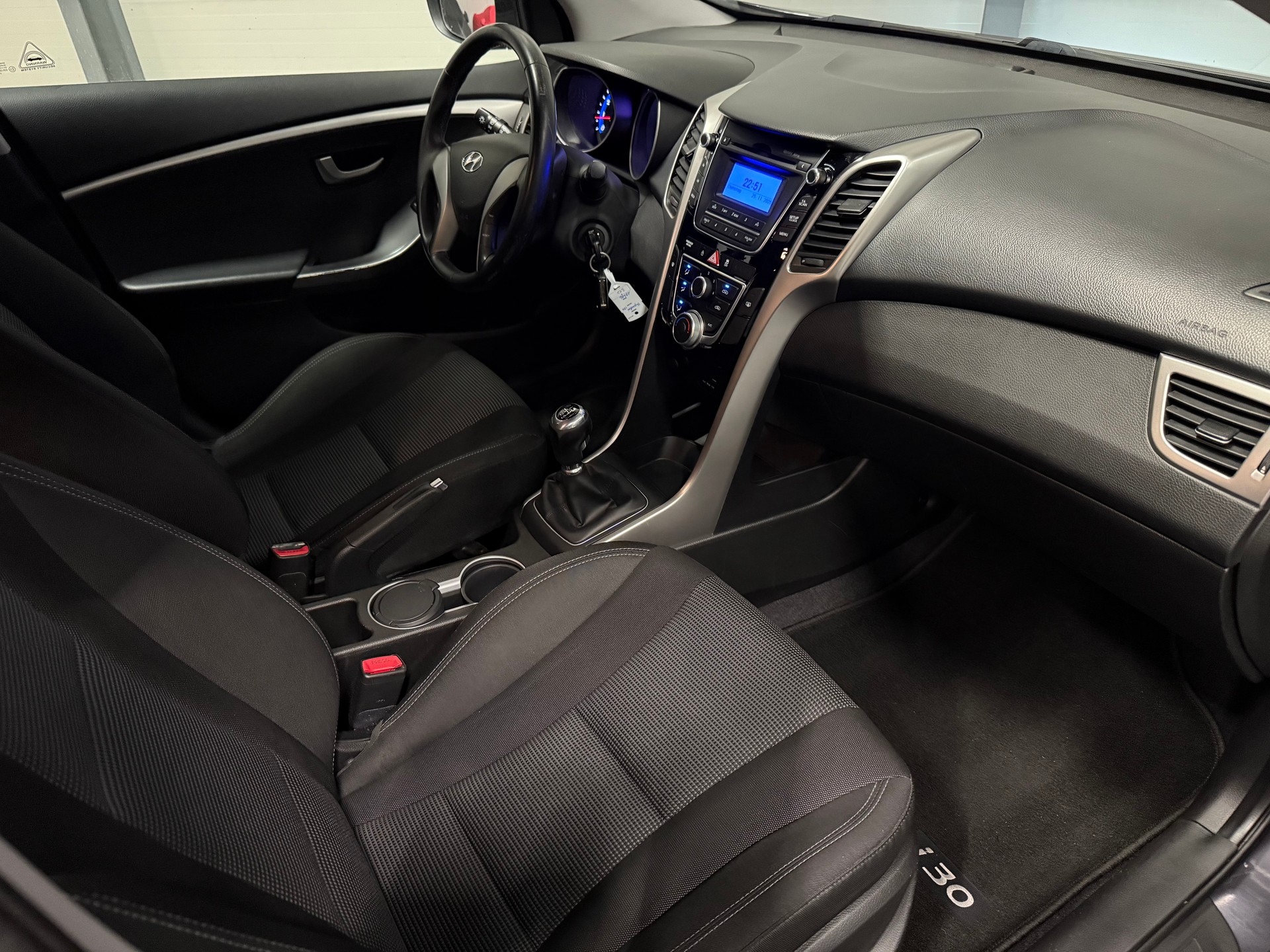 HYUNDAI i30 1.4 Pica-image-8