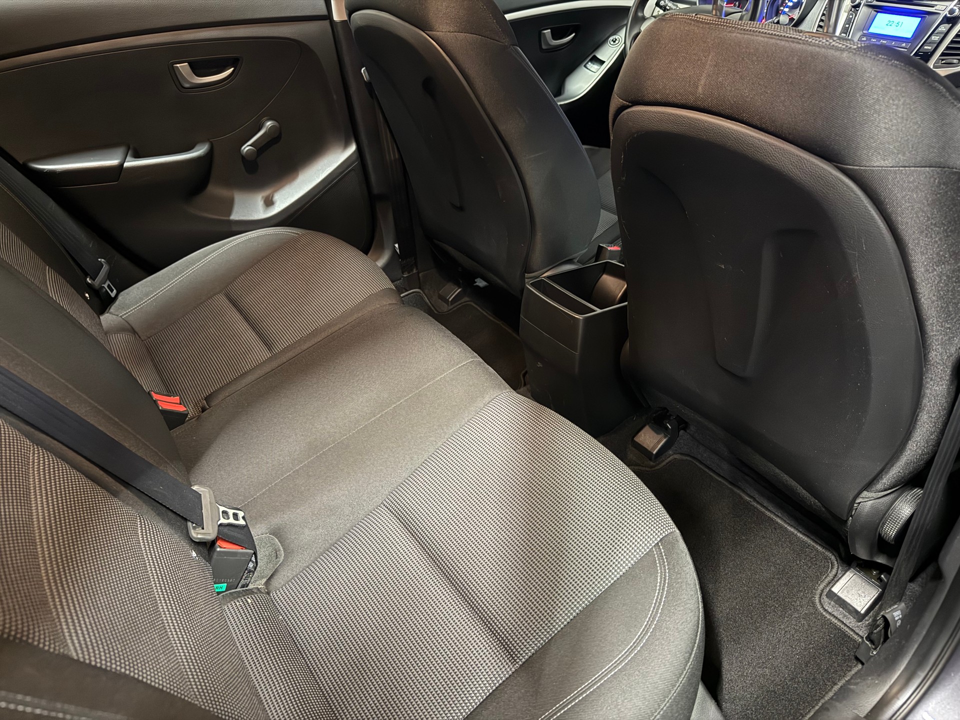 HYUNDAI i30 1.4 Pica-image-10