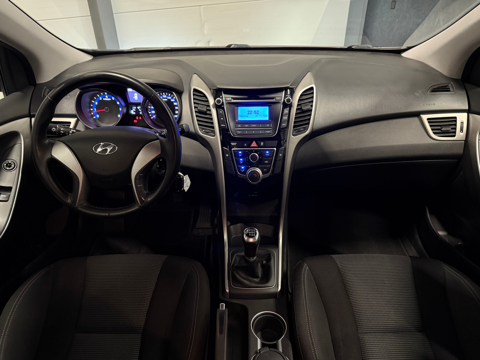 HYUNDAI i30 1.4 Pica-image-7