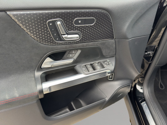 MERCEDES-BENZ EQB 350 4M Swiss Star-image-9
