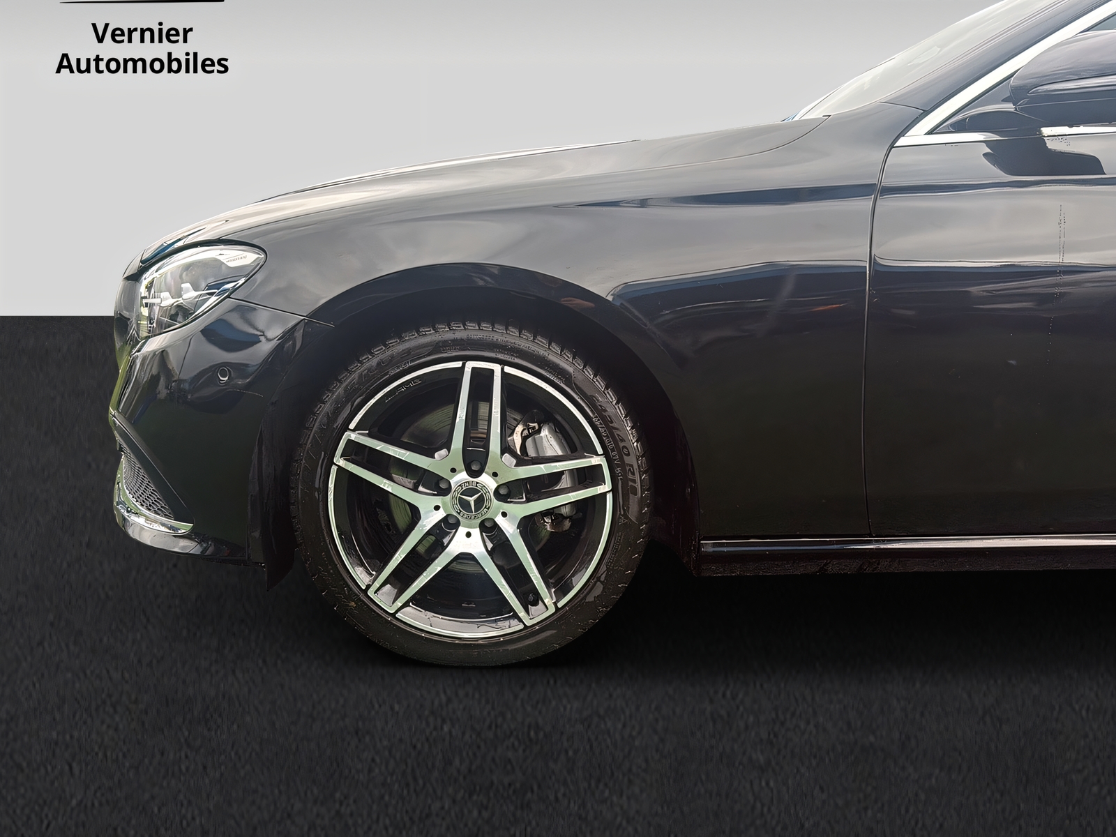 MERCEDES-BENZ E 220 d T 4Matic Avantgarde 9G-Tronic-image-7