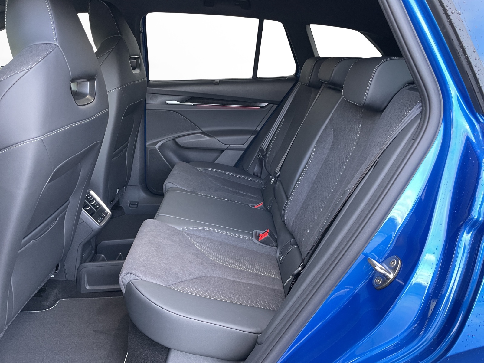 SKODA Enyaq 85 Sportline-image-13