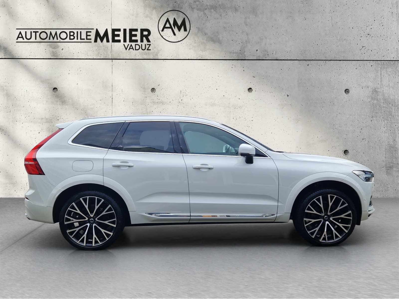 VOLVO XC60 2.0 T8 TE Inscription eAWD-image-15