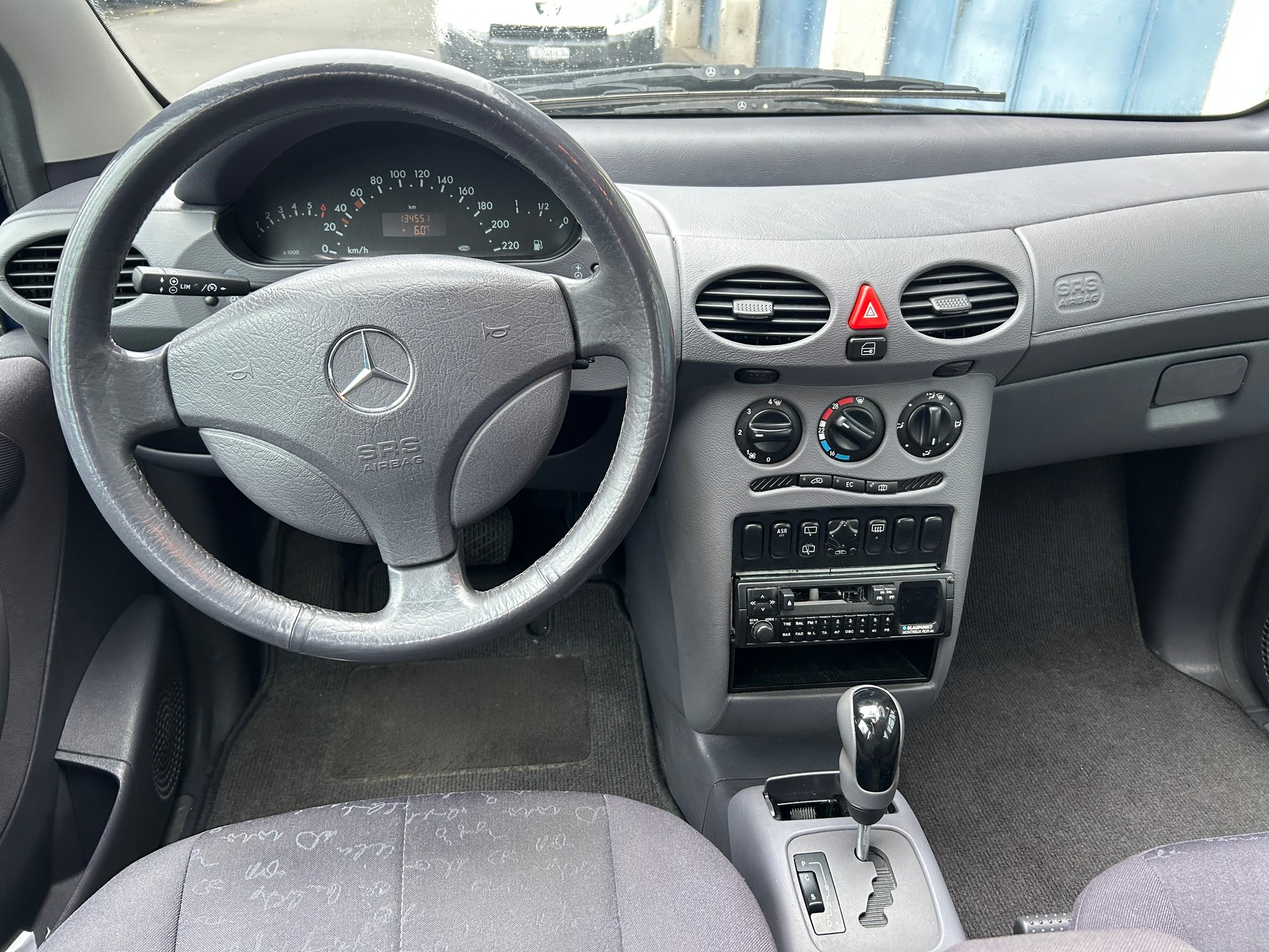 MERCEDES-BENZ A 160 Elégance-image-3