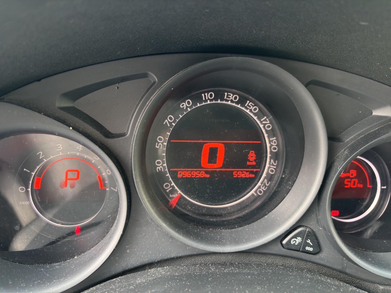 CITROEN C4 Berline 1.6 VTi BVA4 "SYSTEME FREIN A CHANGER "-image-14
