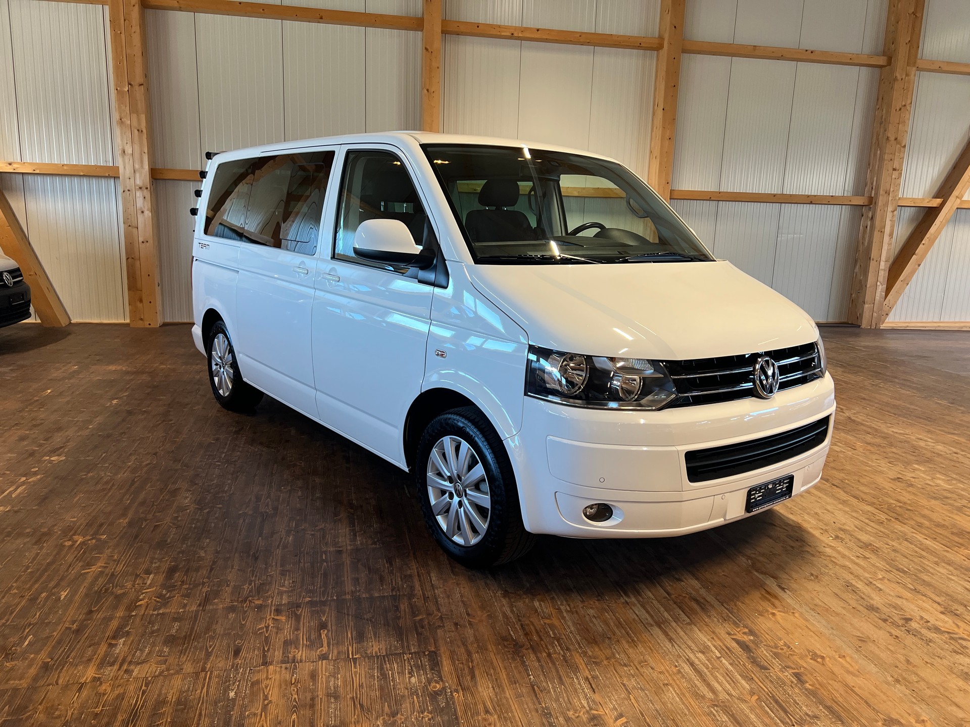 VW T5 Multivan 2.0 Bi-TDI CR CL Team 4Motion DSG-image-2