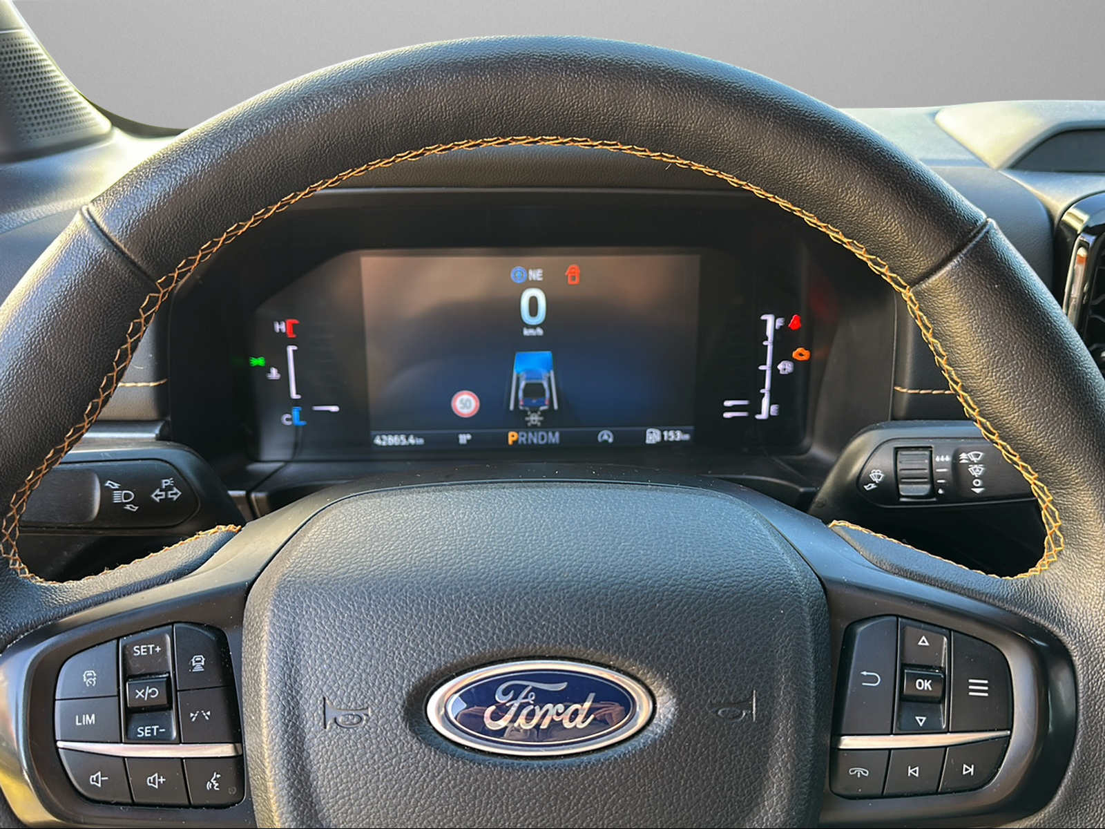 FORD Ranger Wildtrak 2.0 Eco Blue e-4WD Automat-image-13