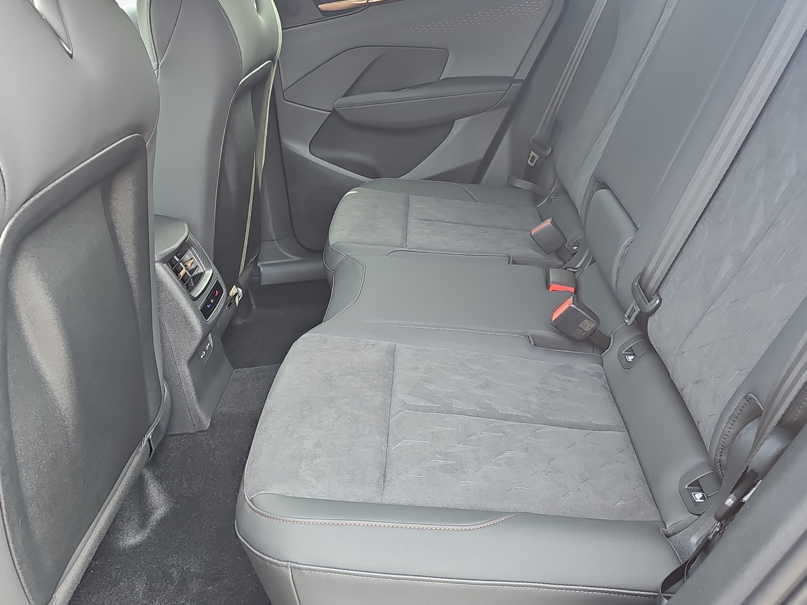 CUPRA Terramar 1.5 eHybrid DSG VZ-image-11
