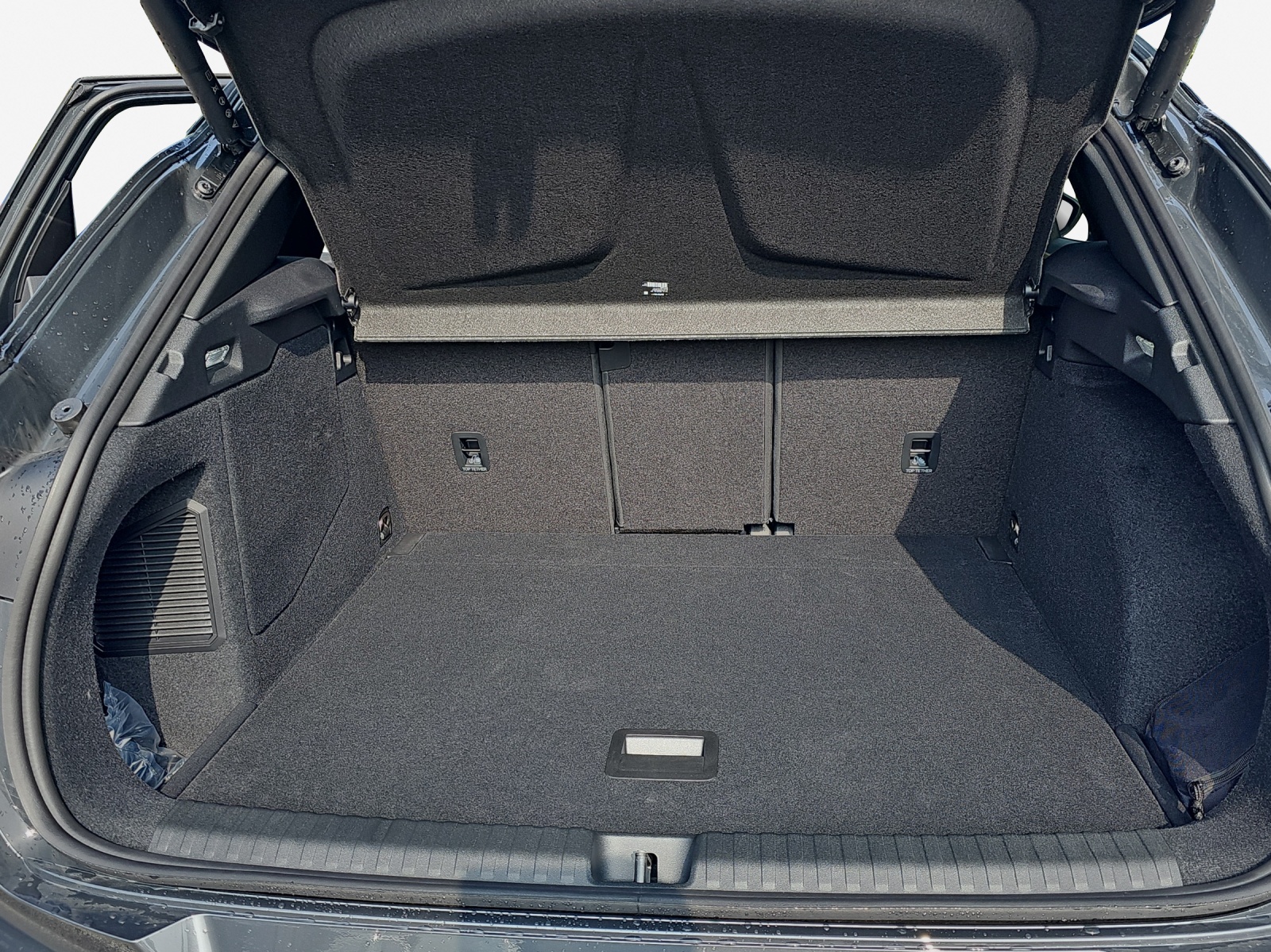 CUPRA Terramar 1.5 eHybrid DSG VZ-image-12