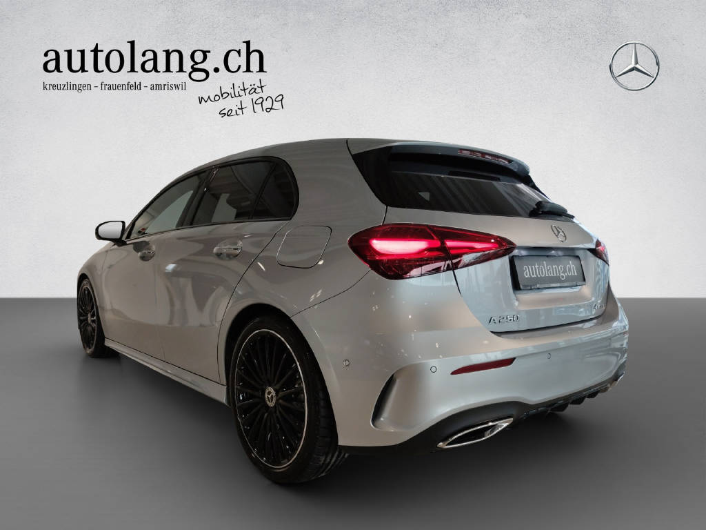 MERCEDES-BENZ A 250 AMG Line 4Matic-image-2