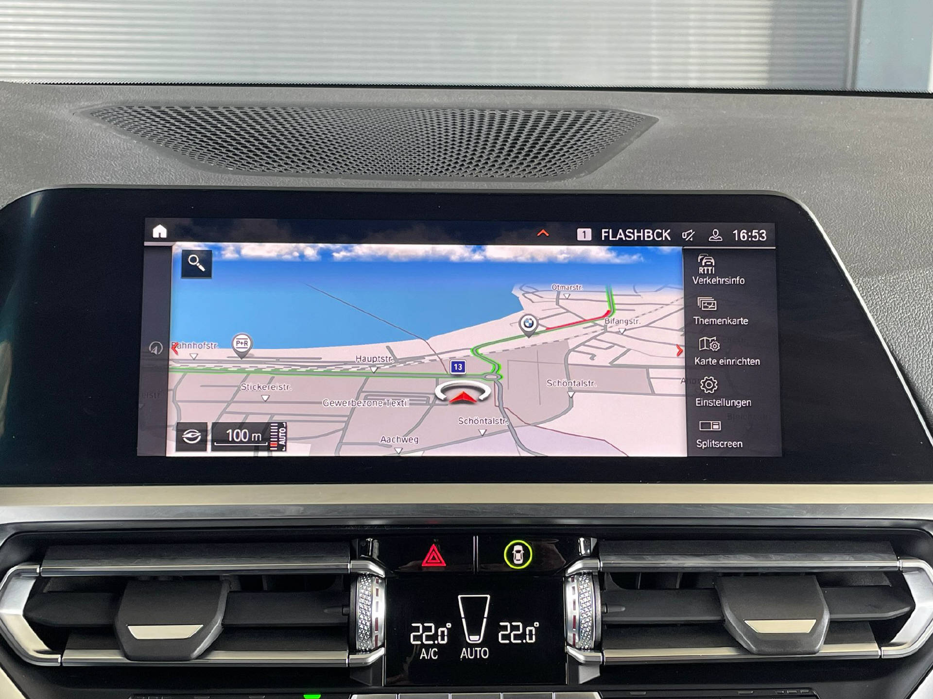 BMW 330d xDrive SAG Touring-image-12