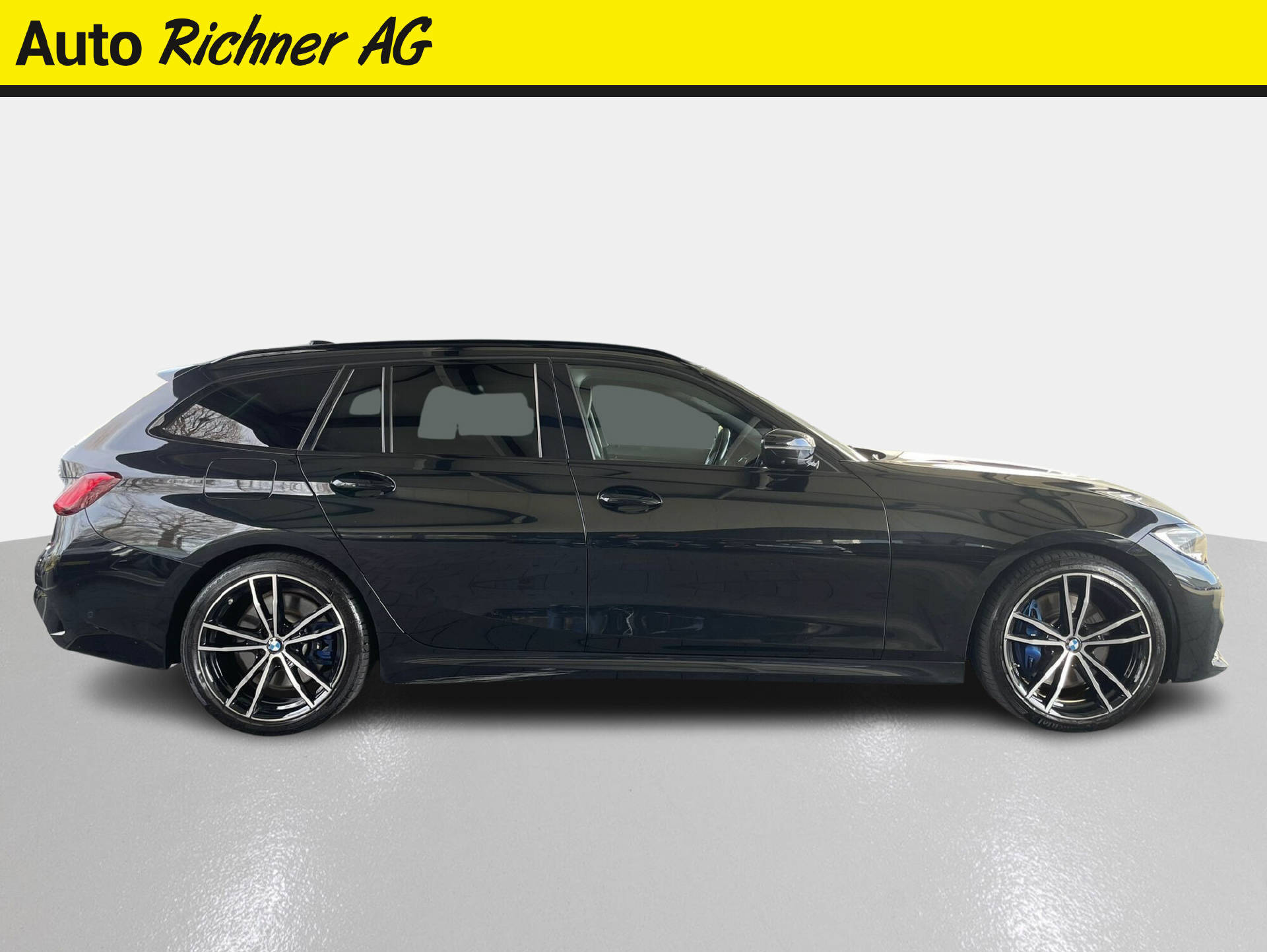 BMW 330d xDrive SAG Touring-image-2