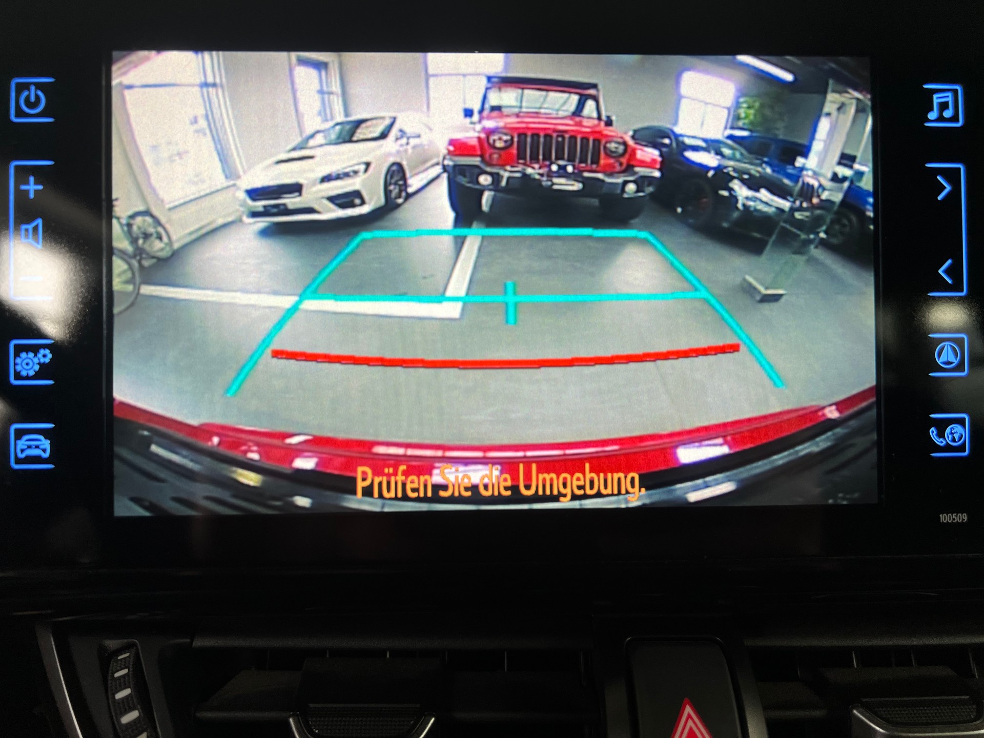 TOYOTA C-HR 1.8 HSD Trend CVT-image-6