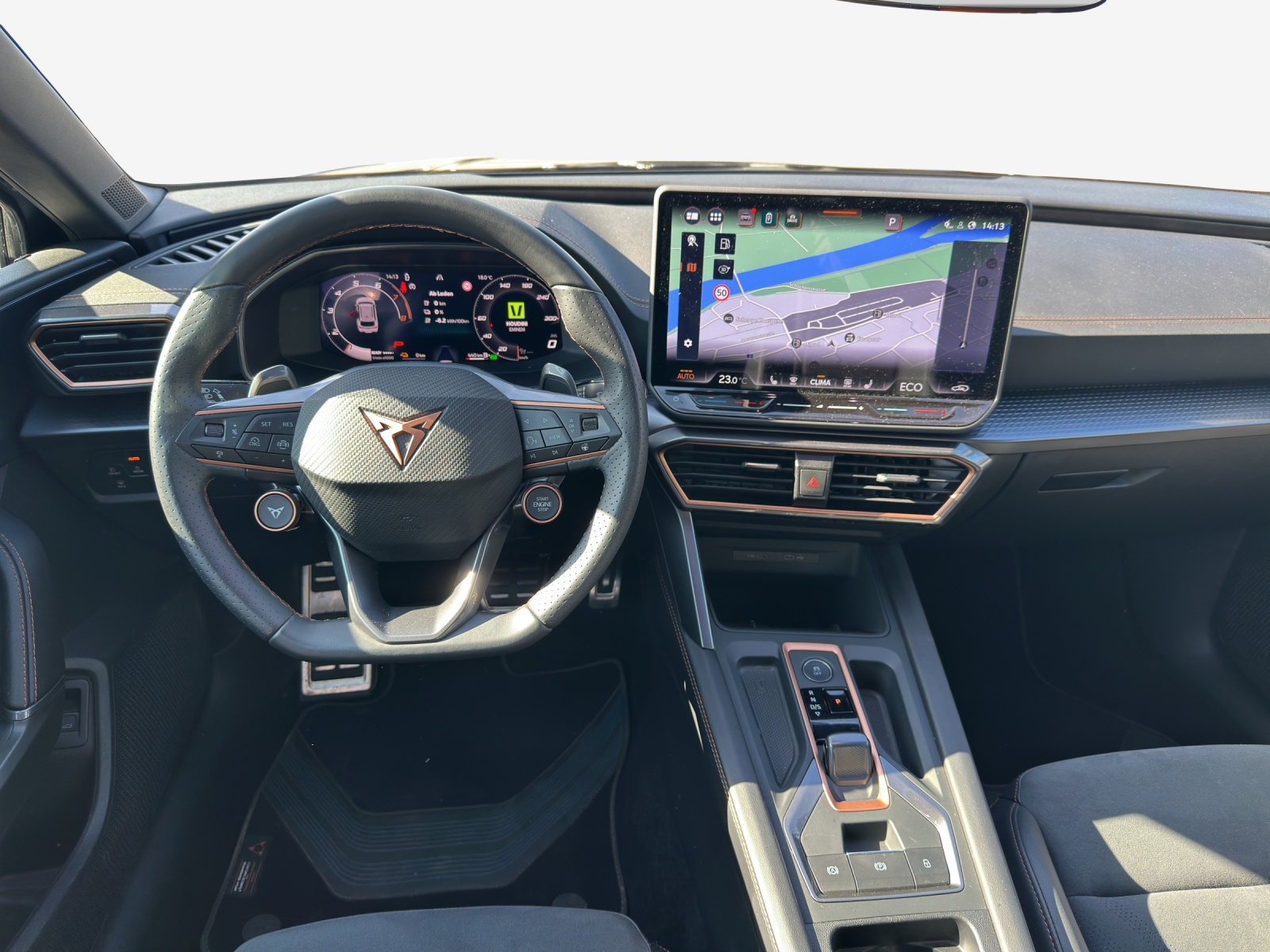 CUPRA LEON ST 1.5 e-HYBRID pHEV VZ DSG-image-8