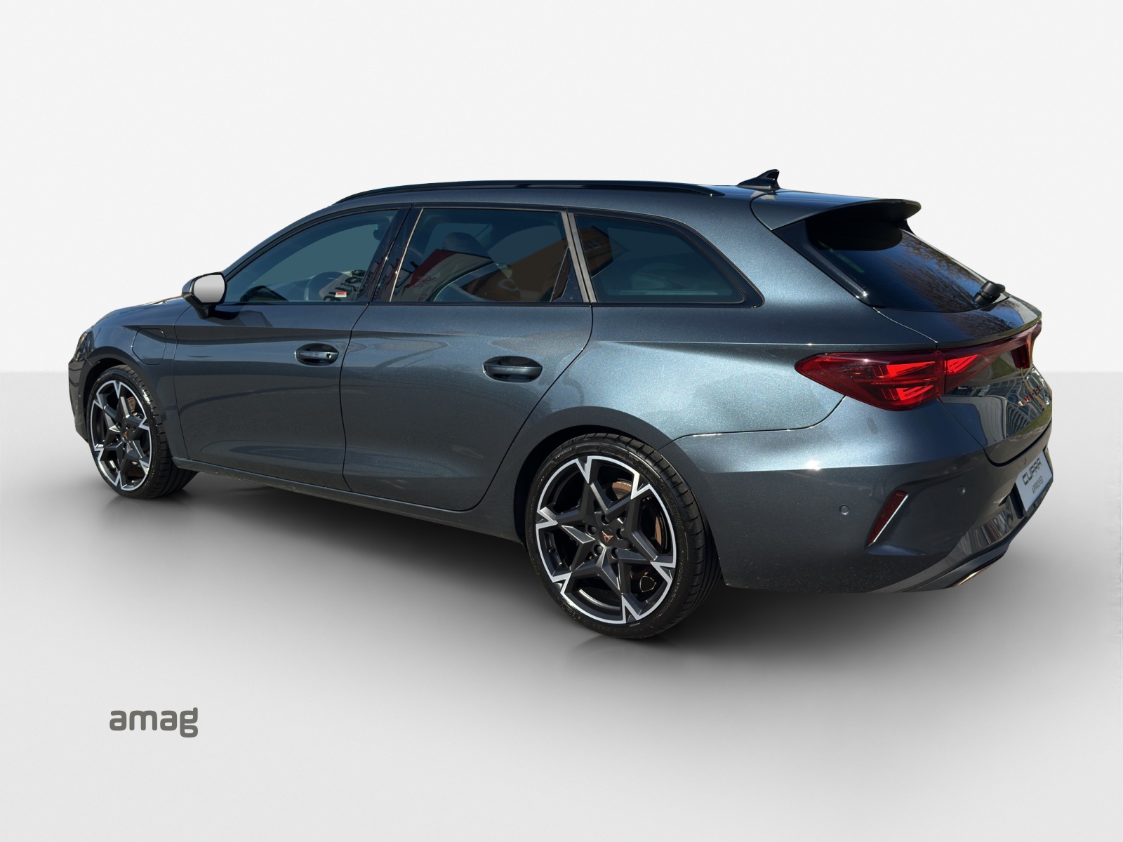 CUPRA LEON ST 1.5 e-HYBRID pHEV VZ DSG-image-2