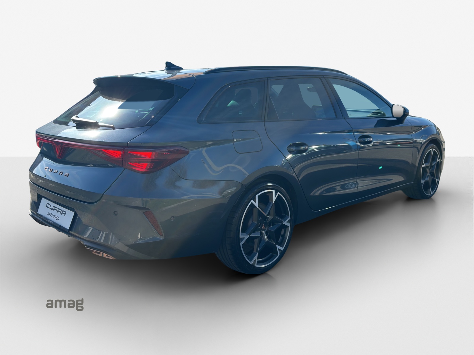 CUPRA LEON ST 1.5 e-HYBRID pHEV VZ DSG-image-4