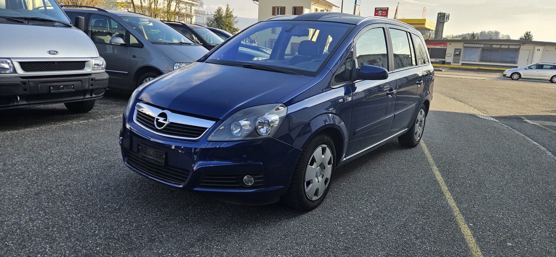 OPEL Zafira 2.2i 16V Enjoy-image-0