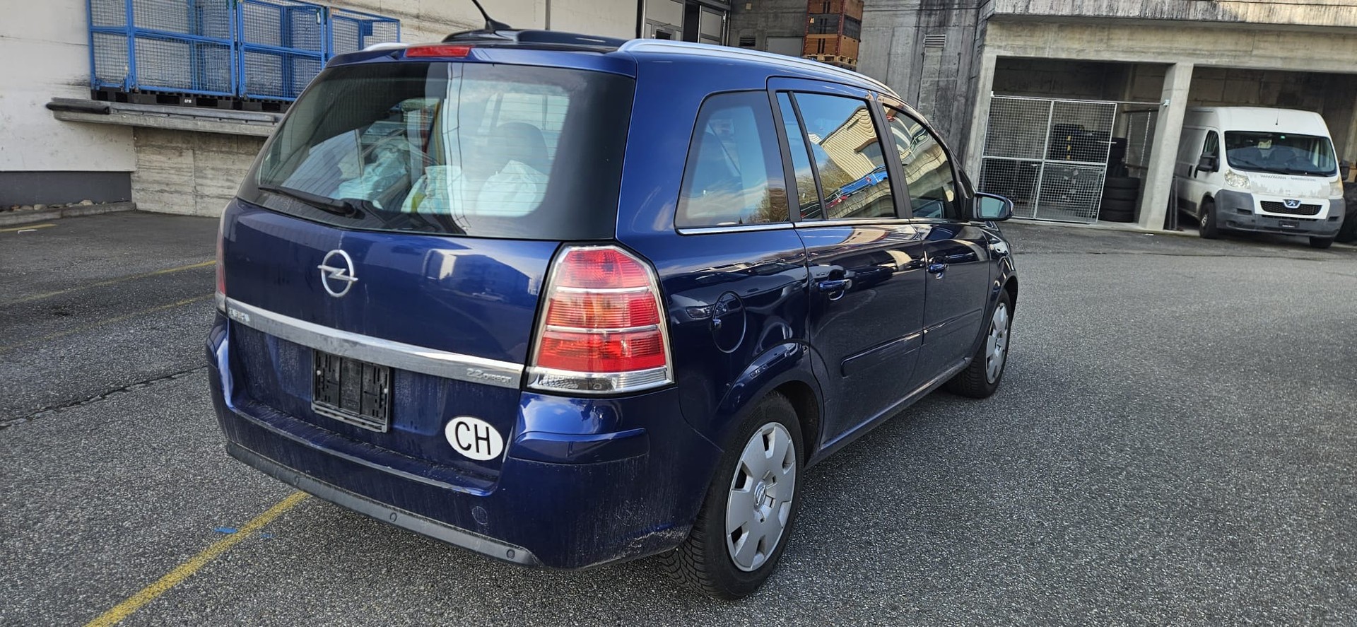 OPEL Zafira 2.2i 16V Enjoy-image-10