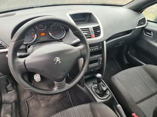PEUGEOT 207 CC 1.6 16V Allure-image-6