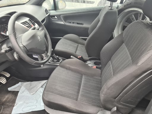 PEUGEOT 207 CC 1.6 16V Allure-image-5