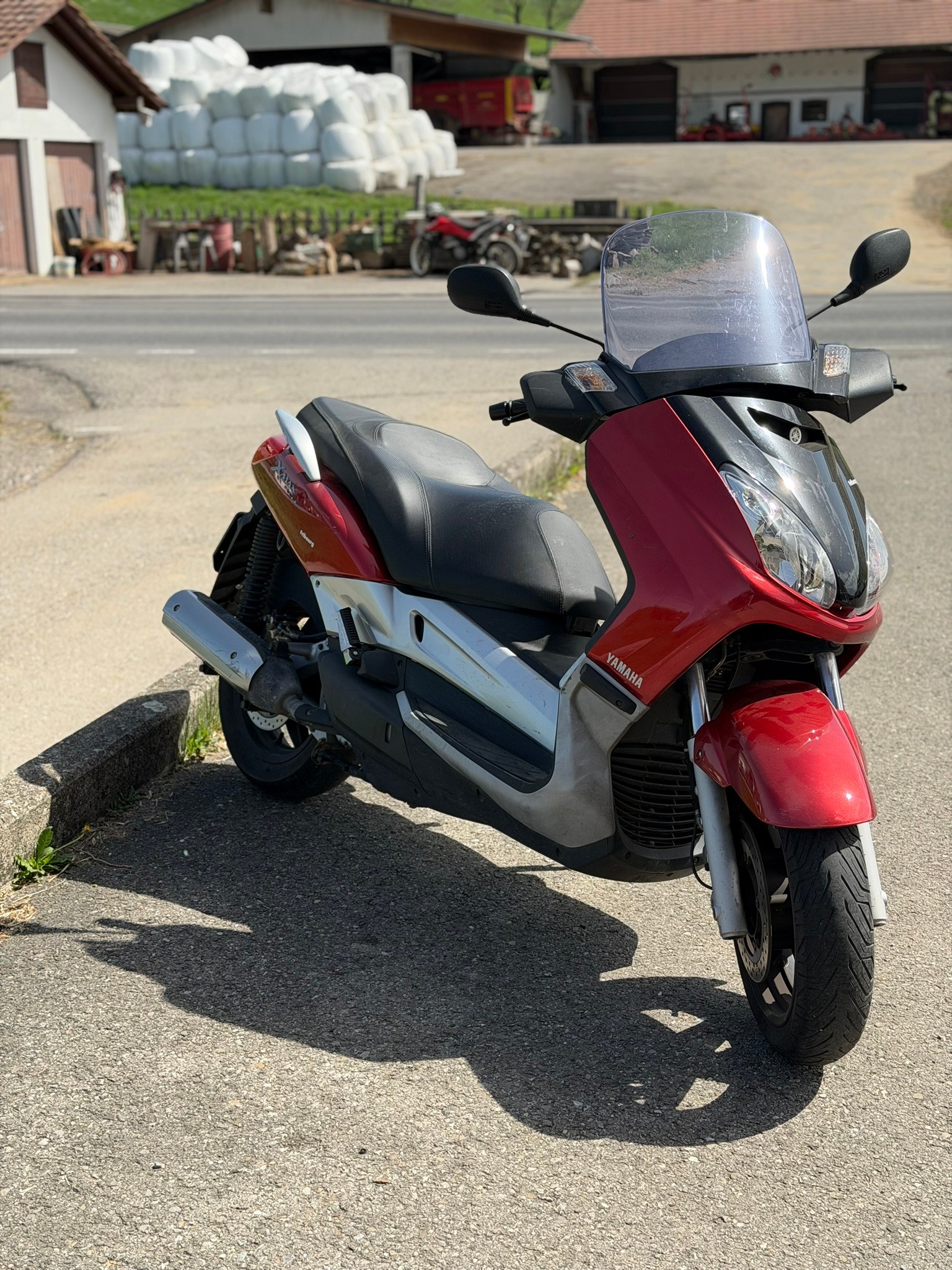 YAMAHA X-MaxYP 250 R-image-2