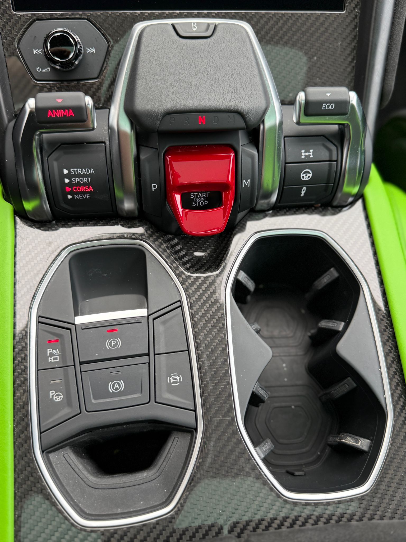 LAMBORGHINI Urus 4.0-image-21
