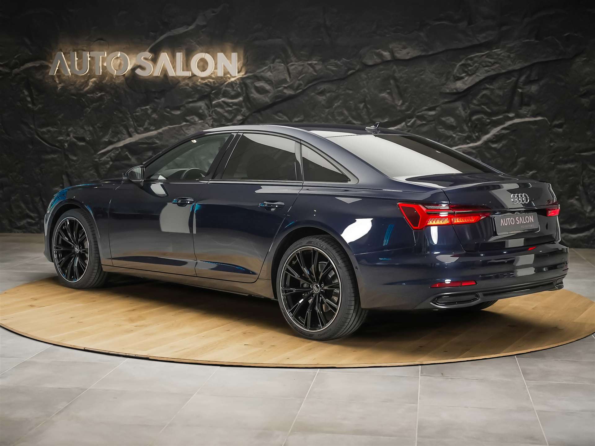 AUDI A6 Limousine 45 TFSI Design quattro S-tronic *21" Felgen*Assistenzpaket*Leder*-image-3