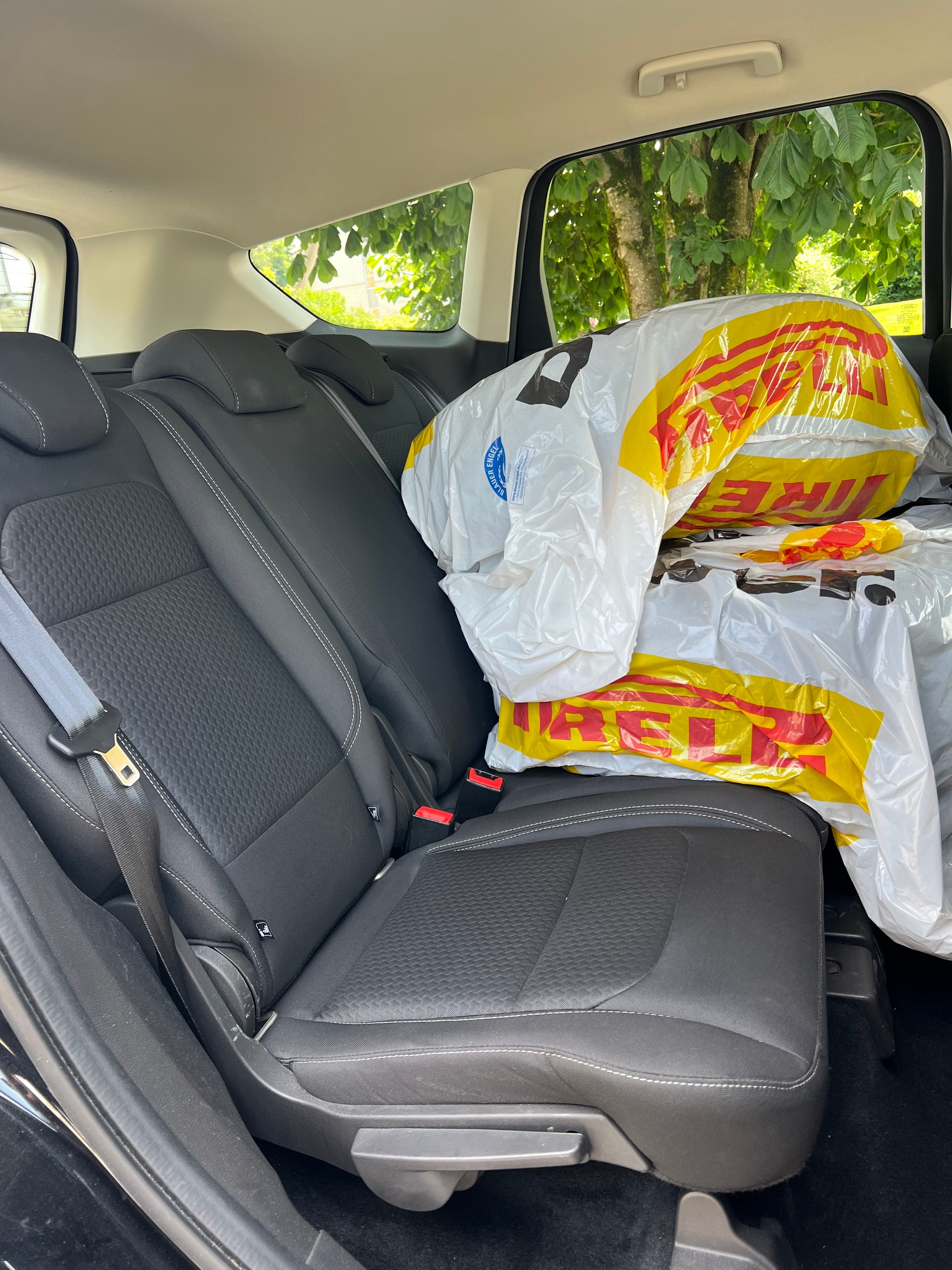 FORD Kuga 2.0 TDCi Titanium 2WD-image-11