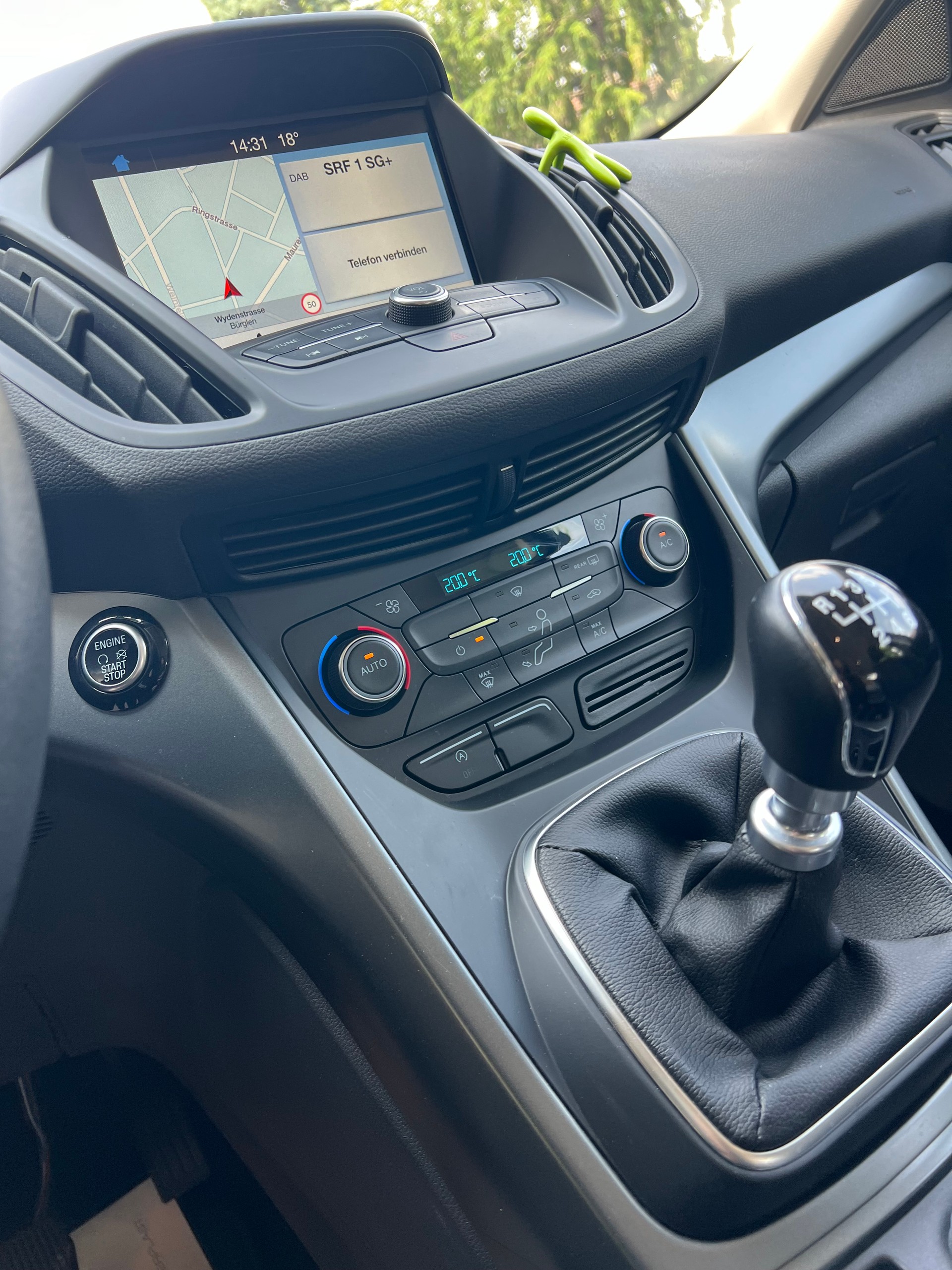 FORD Kuga 2.0 TDCi Titanium 2WD-image-9