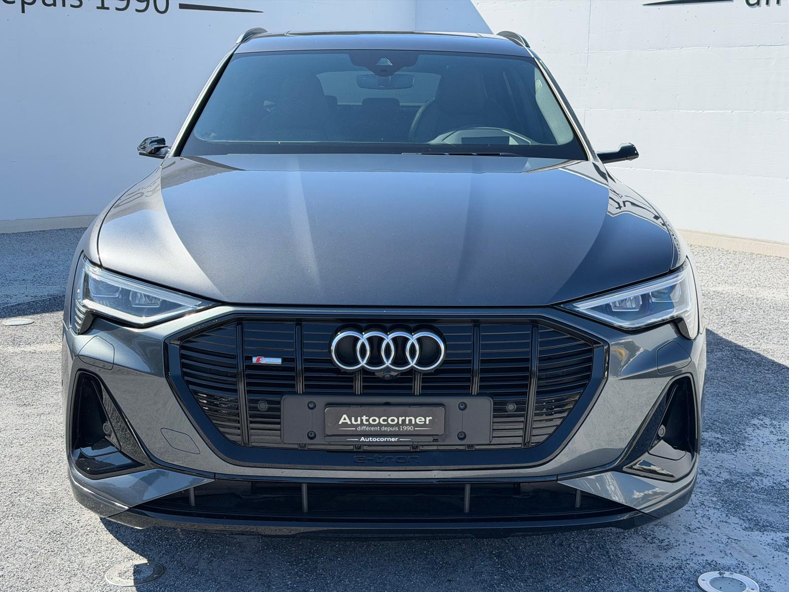 AUDI e-tron 55 Sportback S Line Black Edition quattro-image-6