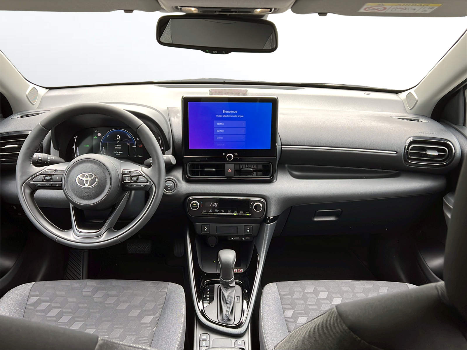 TOYOTA Yaris 1.5 Trend e-CVT-image-8