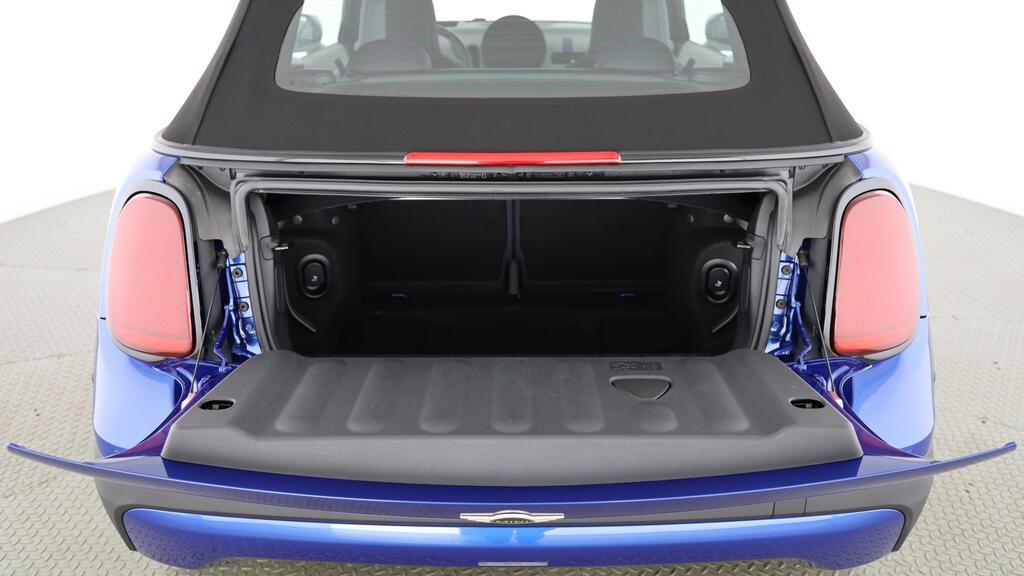 MINI Cooper S Cabrio-image-18