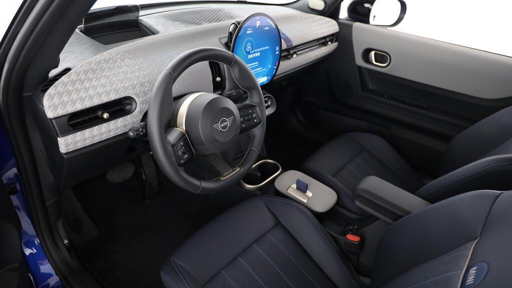 MINI Cooper S Cabrio-image-16
