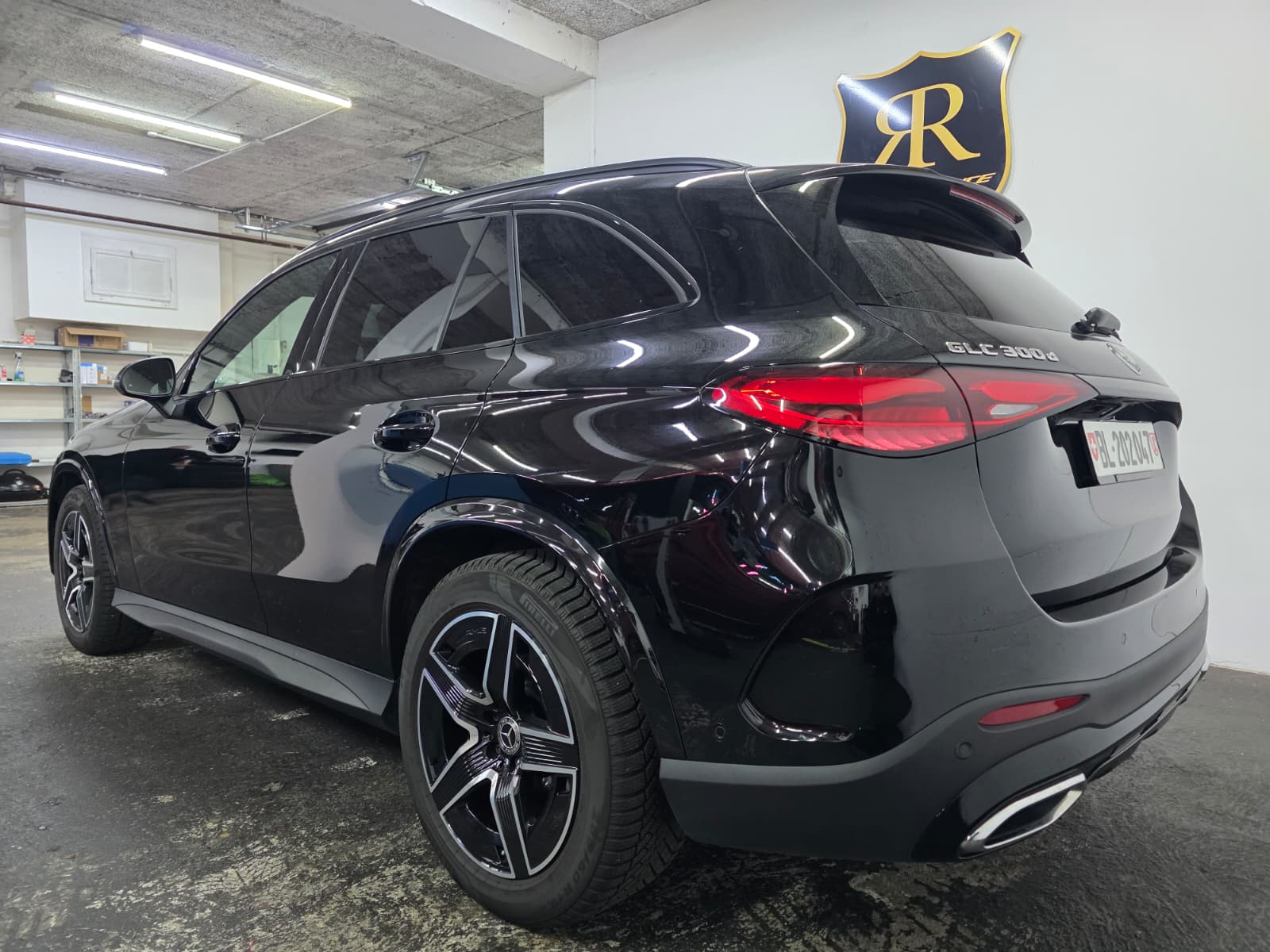 MERCEDES-BENZ GLC 300 d 4Matic 9G-Tronic-image-1