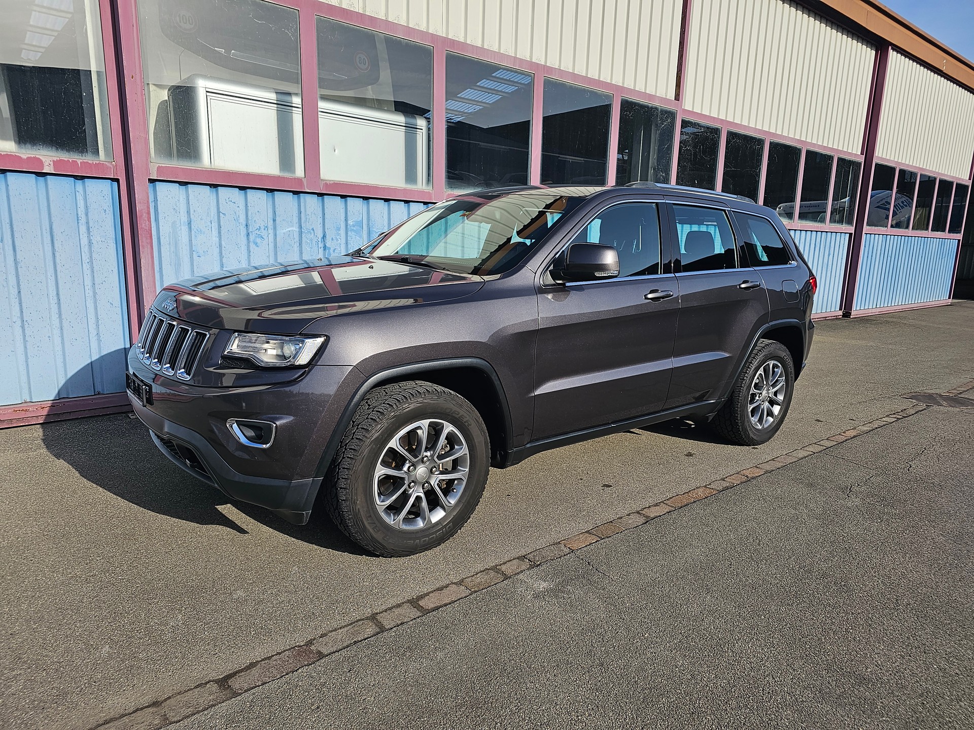 JEEP Grand Cherokee 3.0 CRD Laredo-image-1