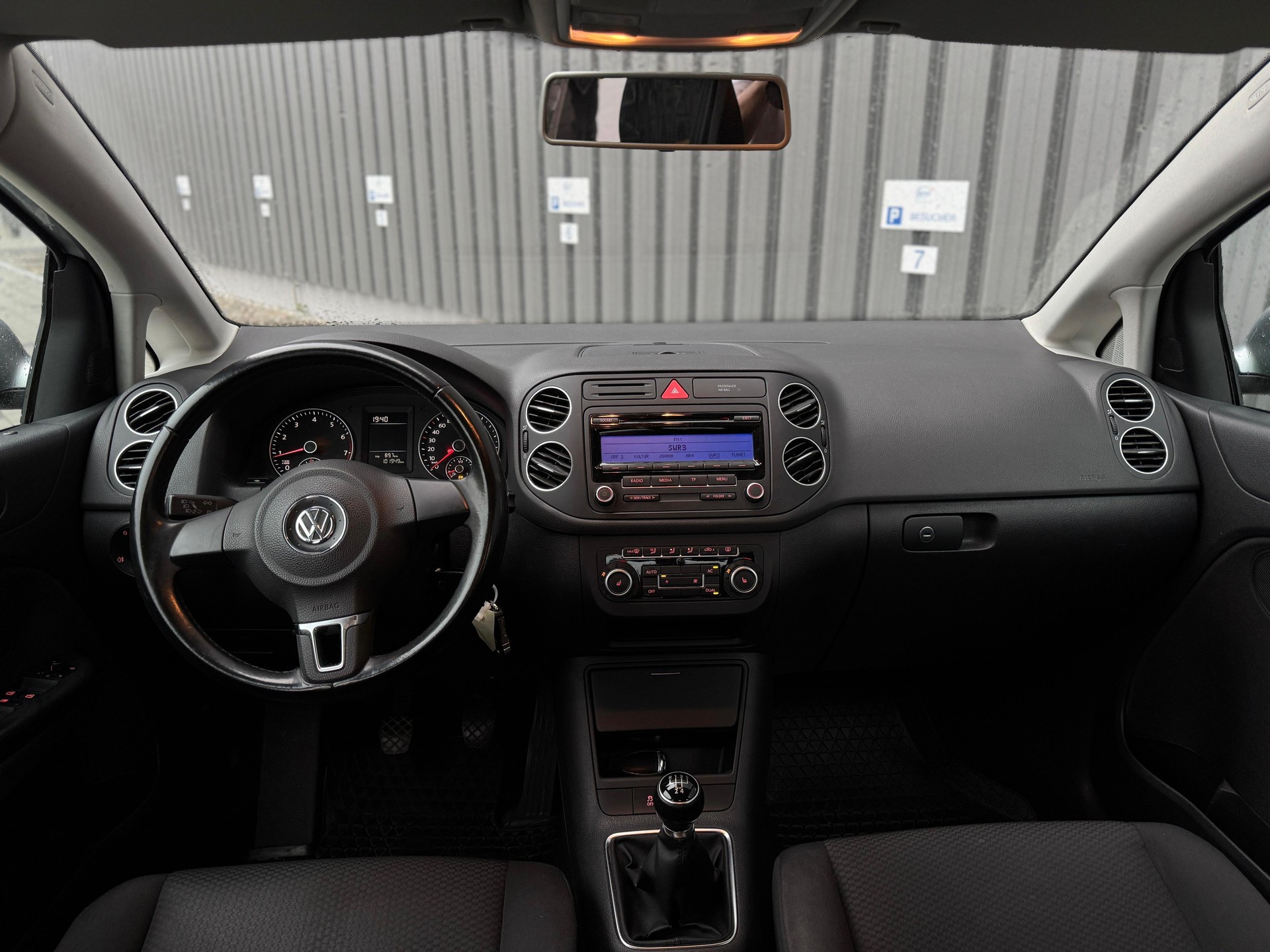 VW Golf Plus 1.4 16V Trendline-image-14