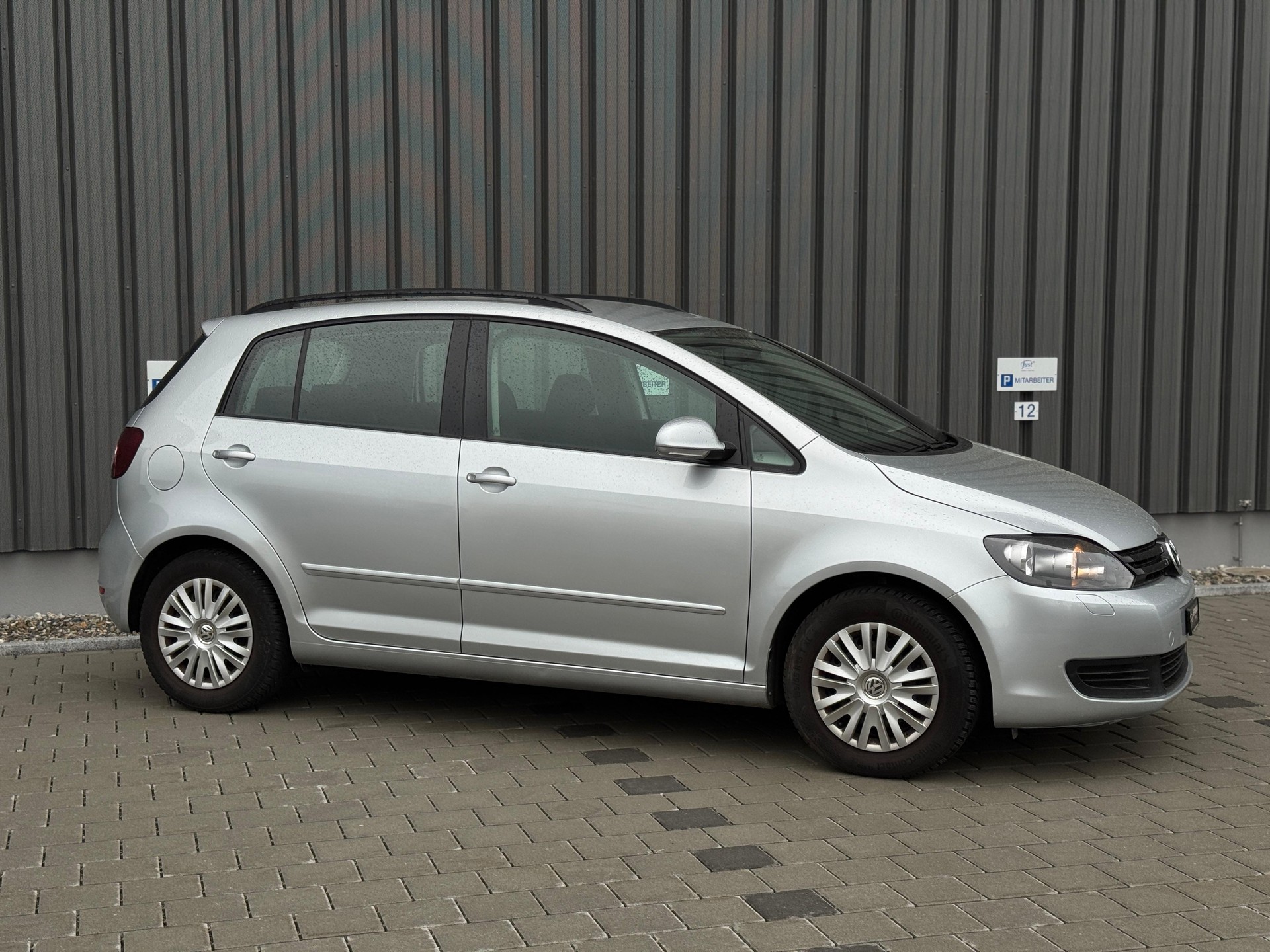 VW Golf Plus 1.4 16V Trendline-image-9