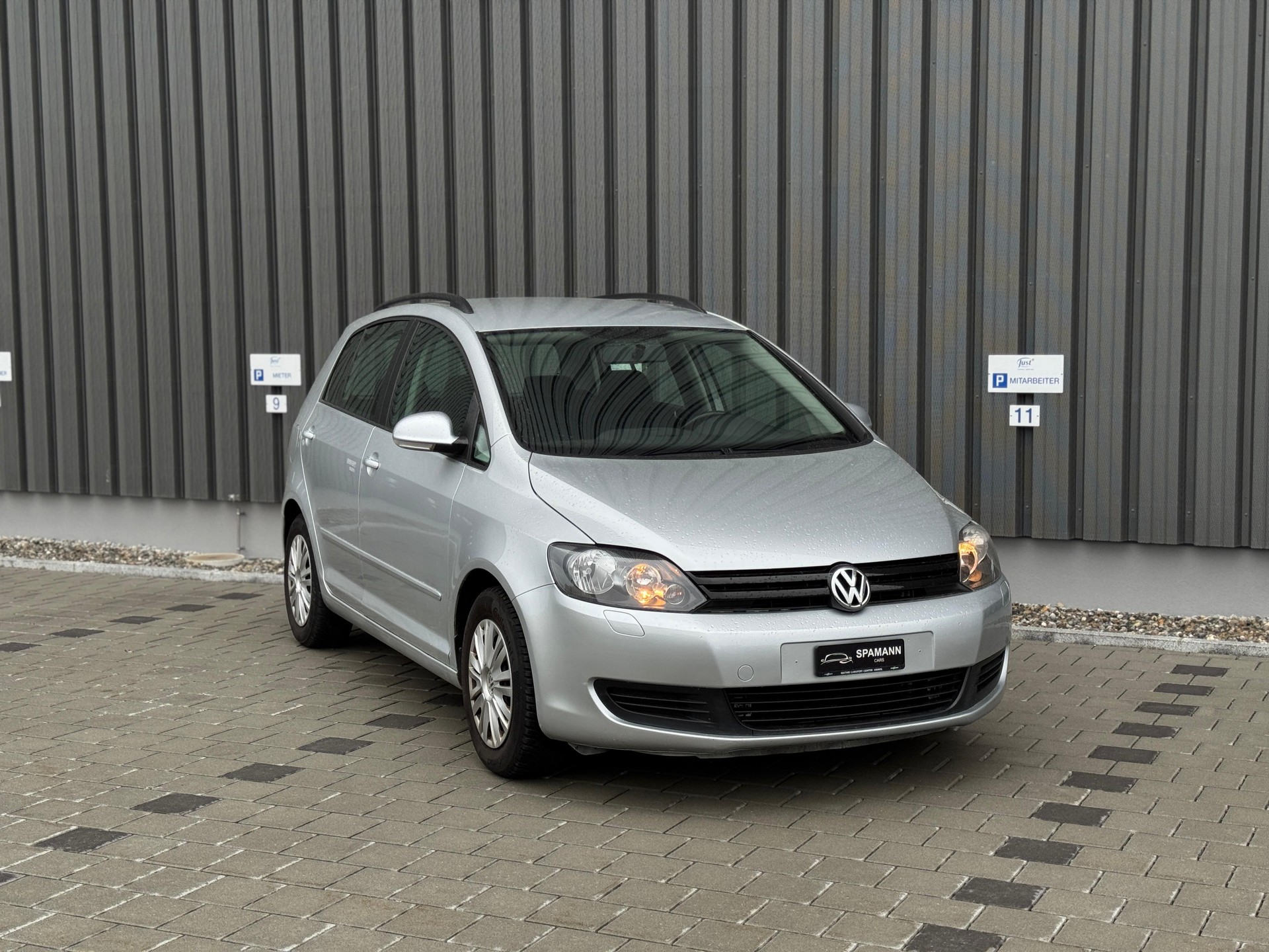 VW Golf Plus 1.4 16V Trendline-image-11