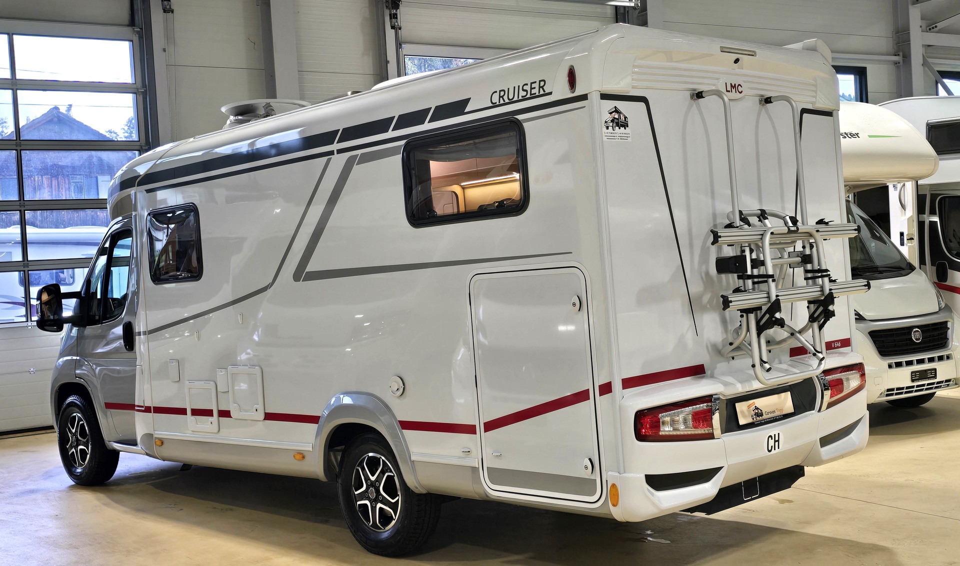 LMC Cruiser V 646, Fiat Ducato 2.2MJT 140PS- Automat-image-3