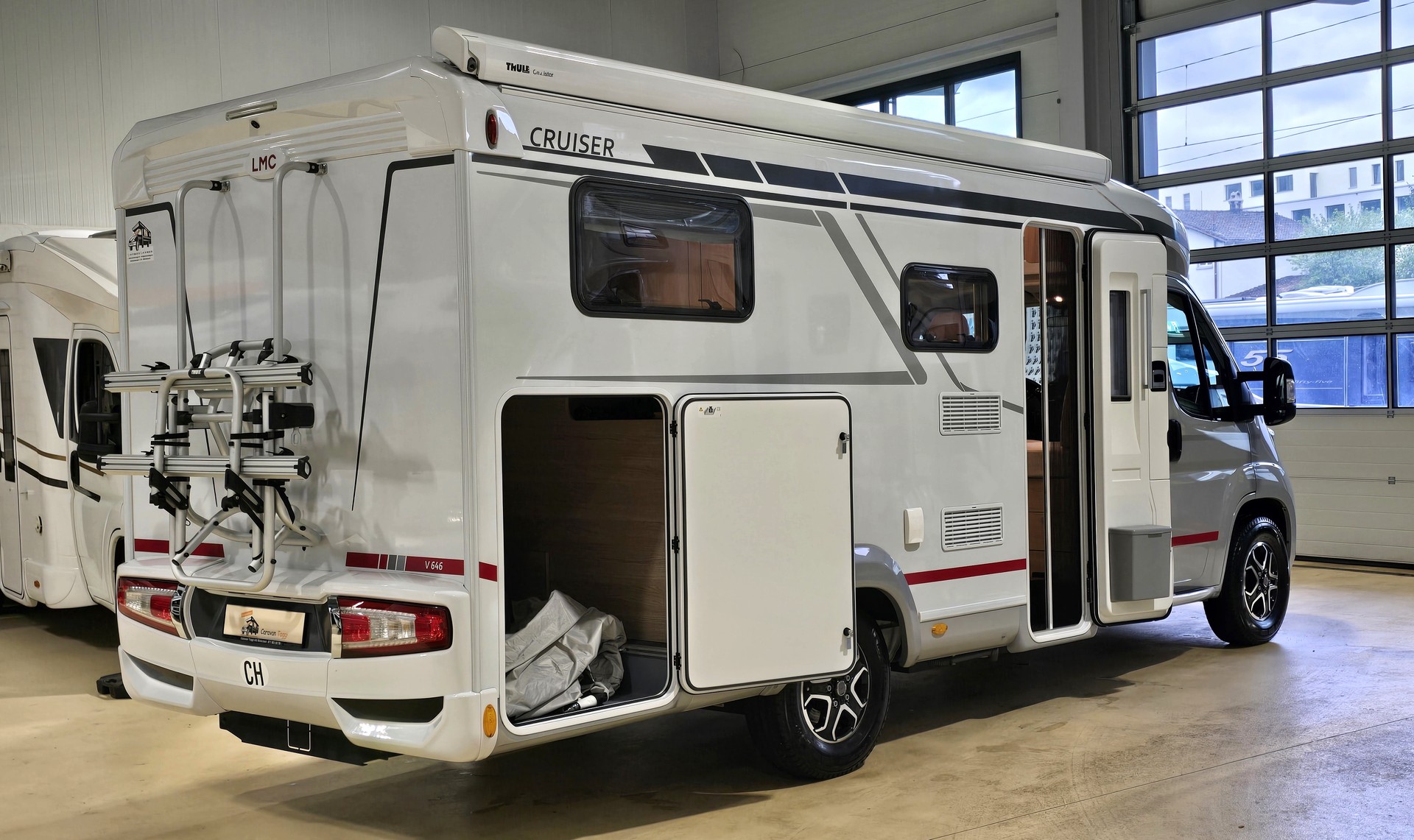 LMC Cruiser V 646, Fiat Ducato 2.2MJT 140PS- Automat-image-5
