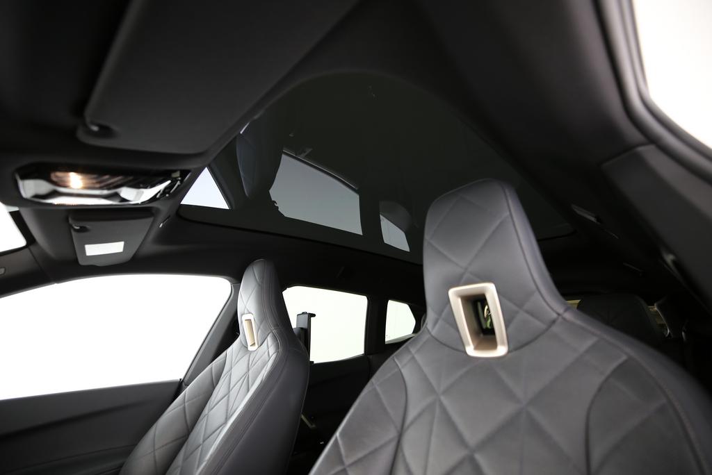 BMW iX xDrive50-image-14