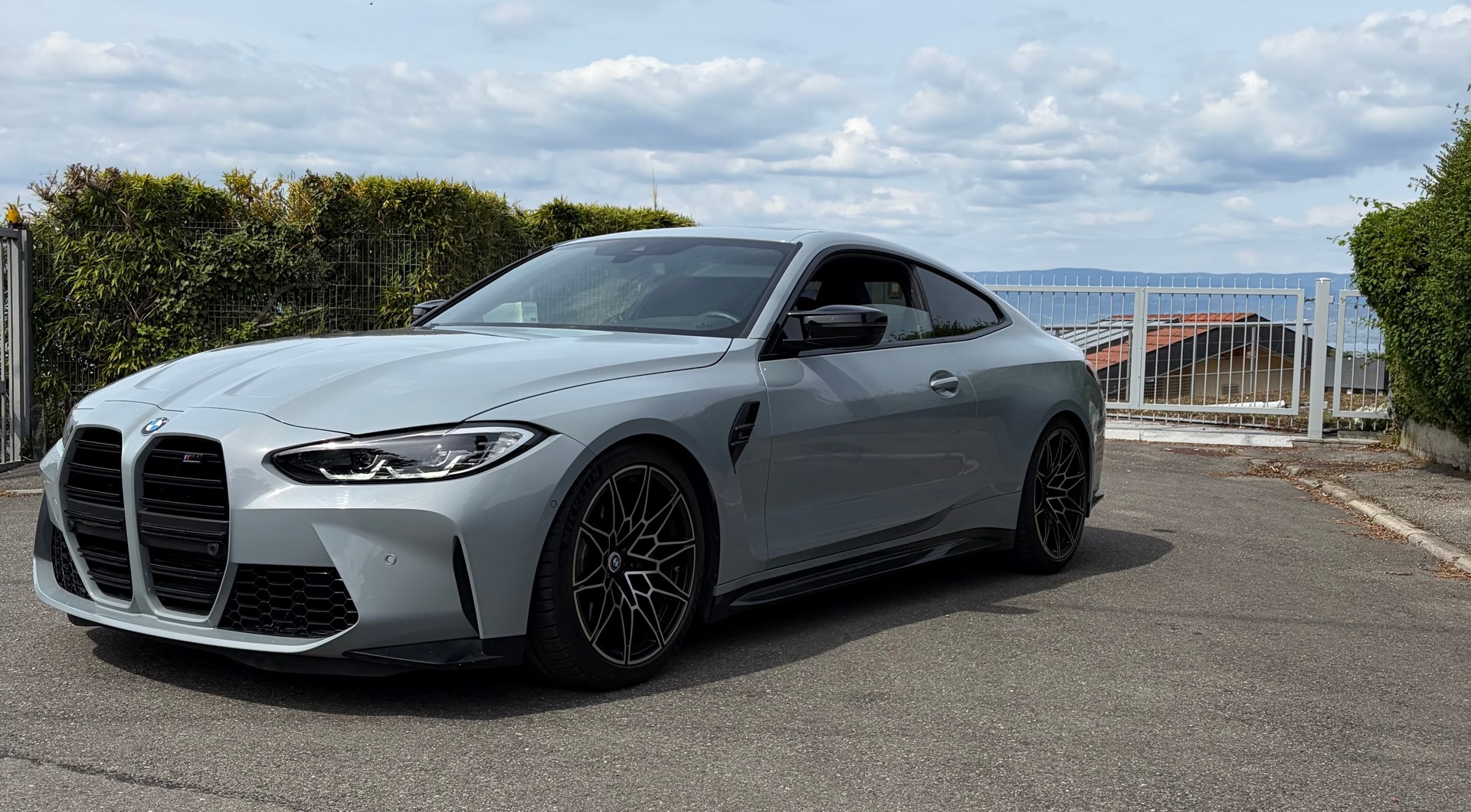 BMW M4 Competition xDrive-image-0