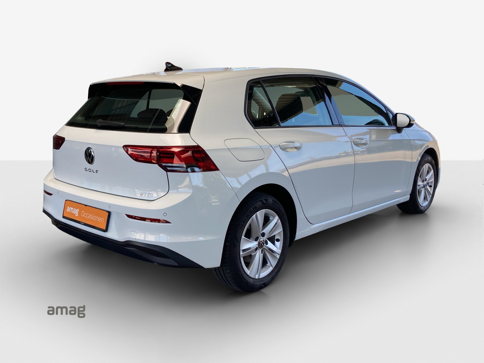 VW Golf 1.0 eTSI mHEV ACTLife DSG-image-4