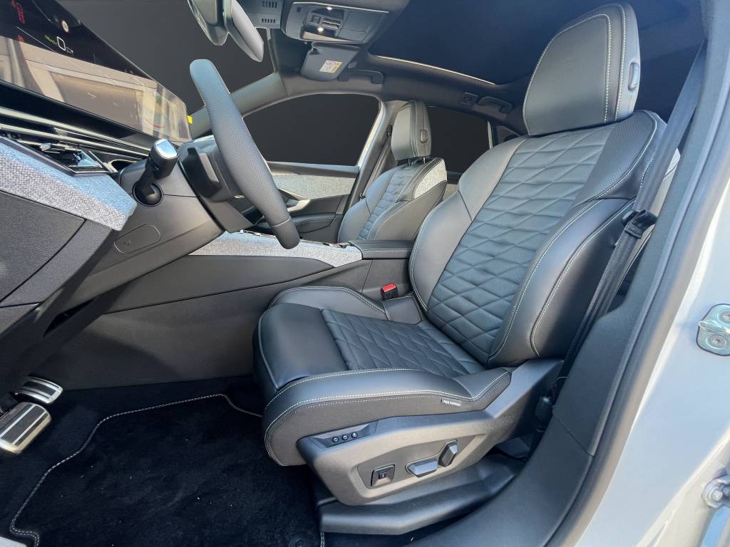 PEUGEOT 3008 73kWh GT Exclusive-image-7