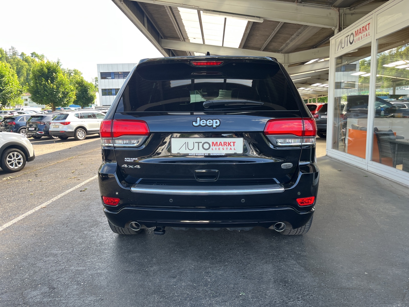 JEEP Grand Cherokee 3.0 CRD Overland Automatic-showroom-element-3