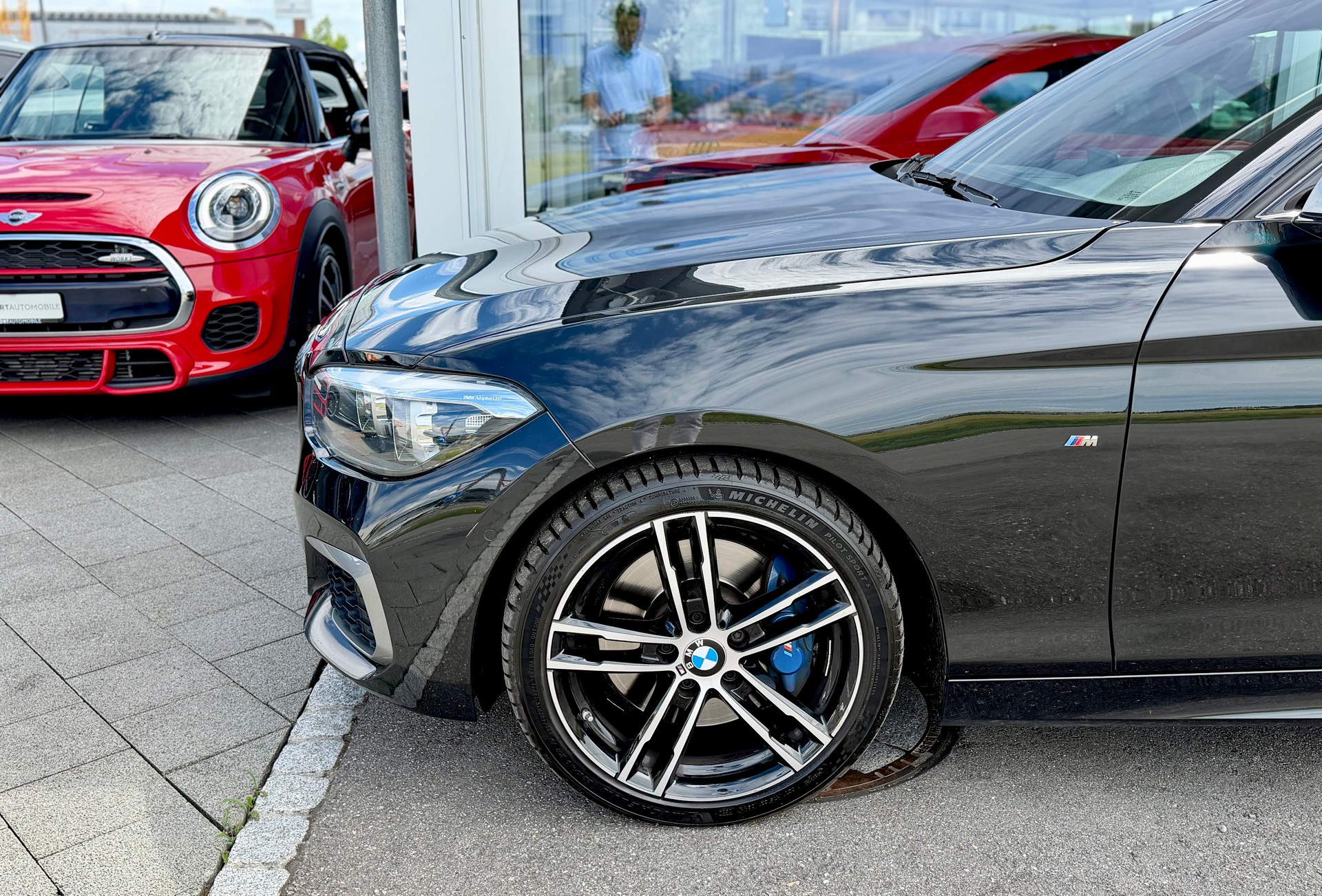 BMW M140i xDrive Steptronic-image-5