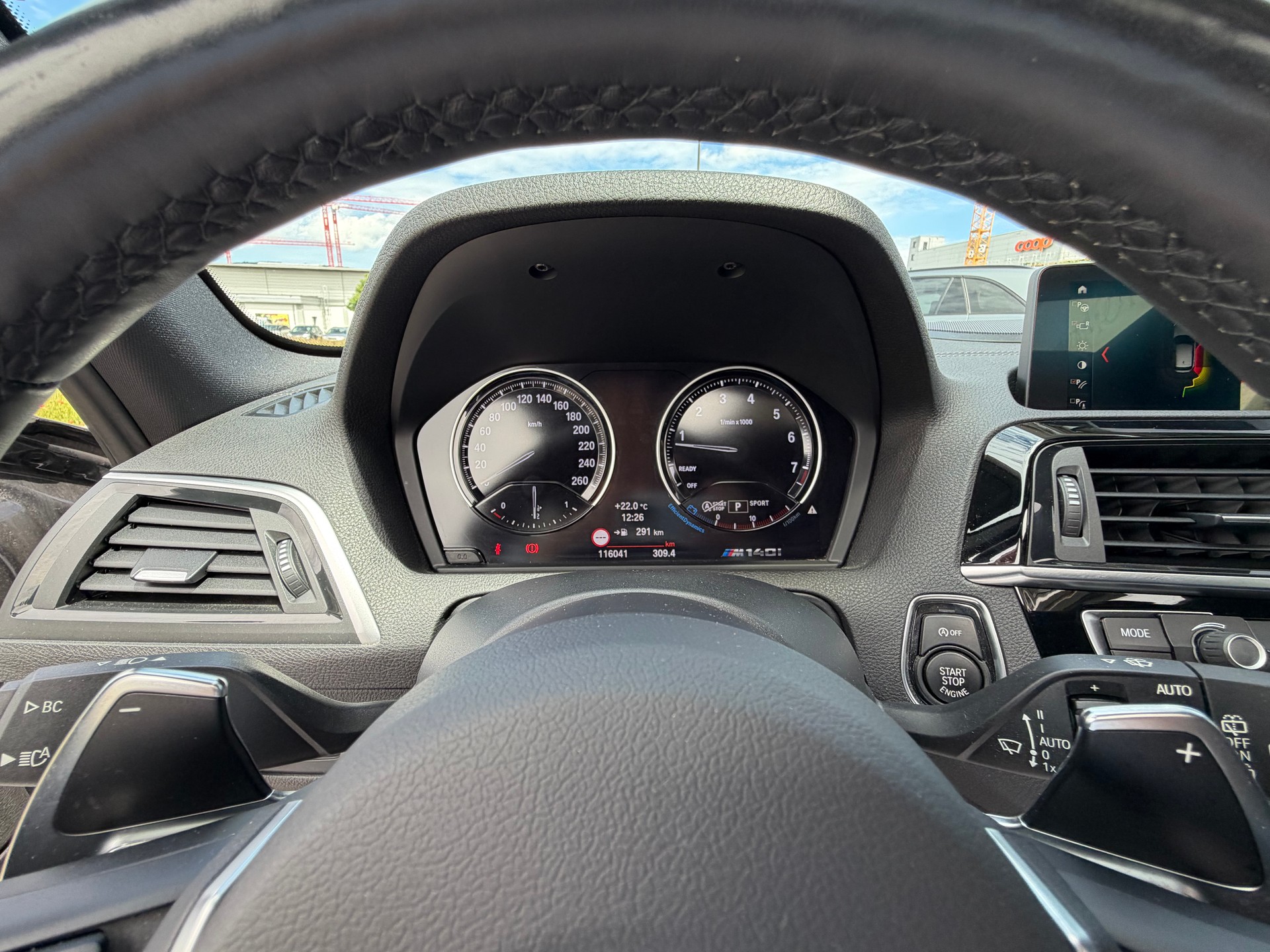 BMW M140i xDrive Steptronic-image-15