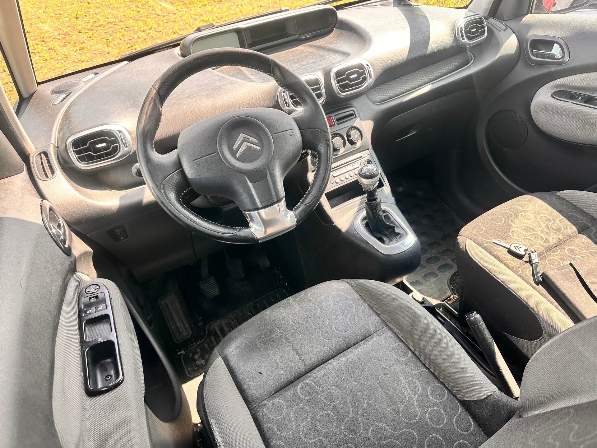 CITROEN C3 Picasso 1.6 HDi Exclusive-showroom-element-2